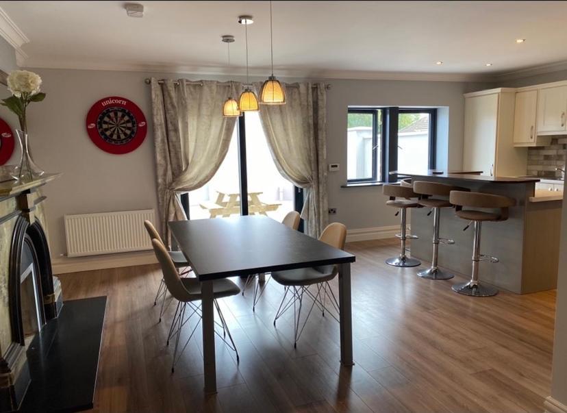 Gleanntan House - Beautiful Family Town House Villa Cill Airne Exteriör bild